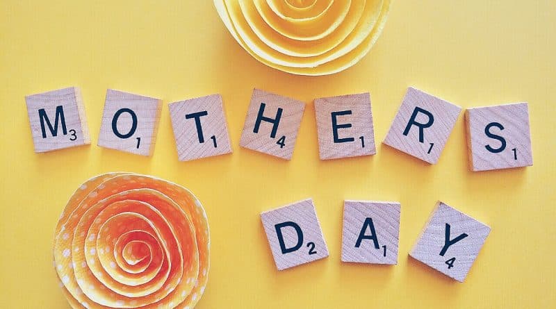 Last Minute Mother's Day Gifts For The Best Mom